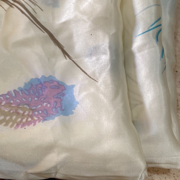 SILK SCARF BIRD FEATURES light blue with cream white hand hemmed rolled 42”x43” - Picture 9 of 16